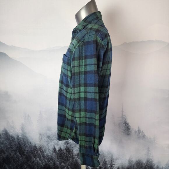 J.Crew Midweight Flannel Workshirt in Regenerative Cotton | Men's Slim Medium - Picture 5 of 13